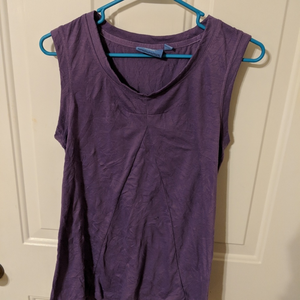Women's sleeveless top